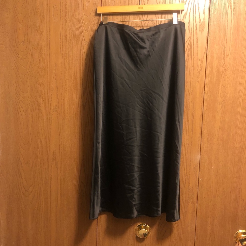 Victoria Secret Slip Skirt Satin NWT Black